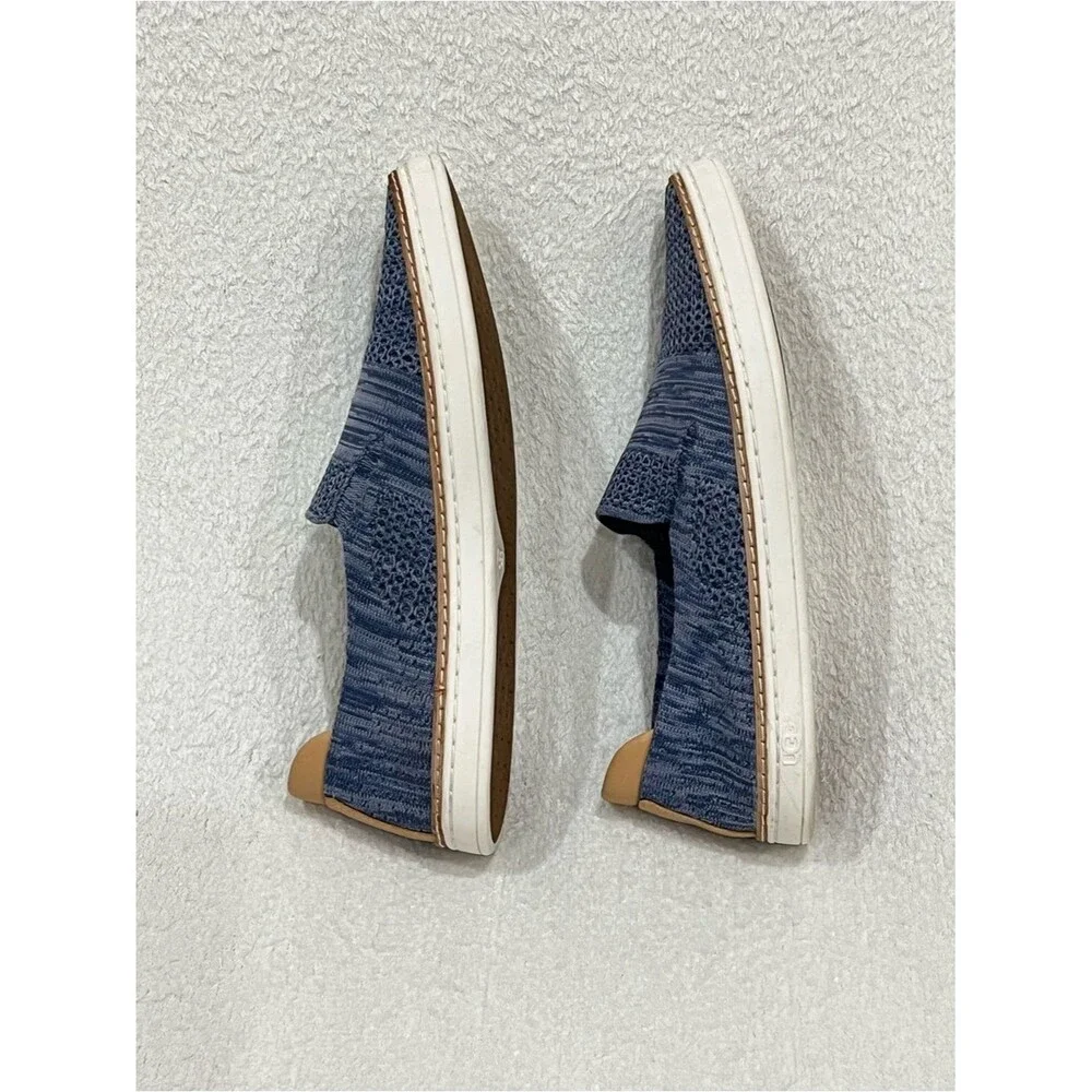 UGG Sammy Navy Heather Knit Slip On Sneakers Size 9